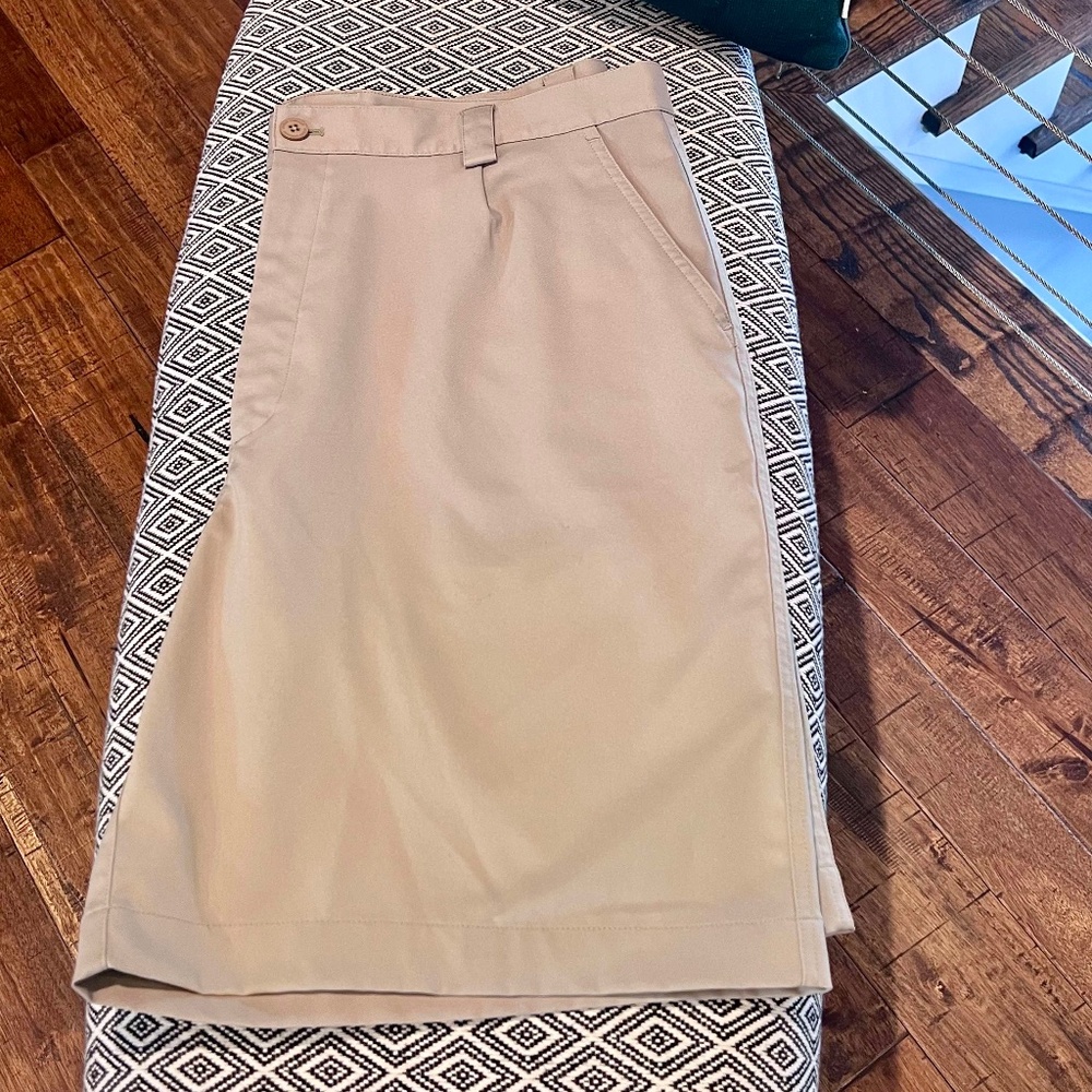 EUC - Men’s‎ Under Armour Performance Pleated Front Golf Shorts